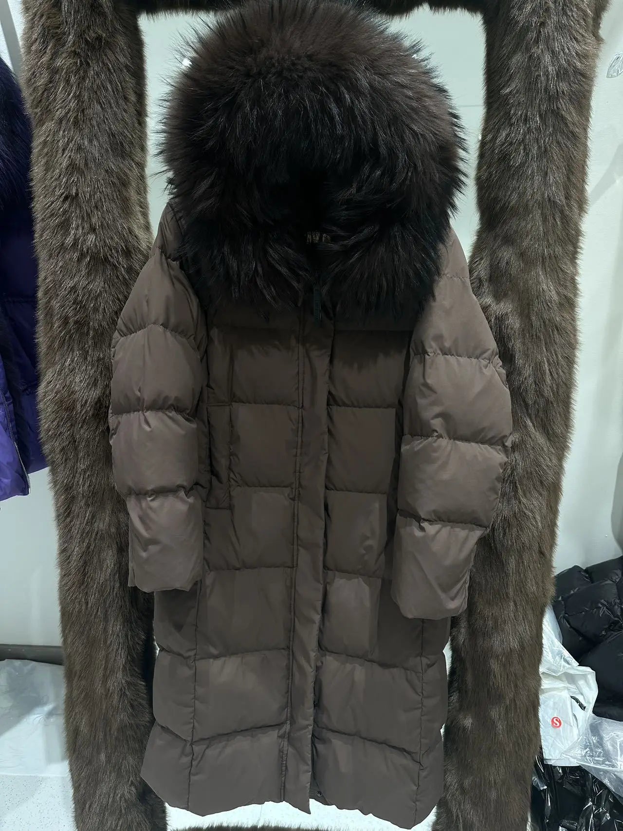 Reality Fur Jacket Winter Natural Raccoon Fur Collar Female Women White Duck Down Jackets Over The Knees Warm Long Parkas Hooded